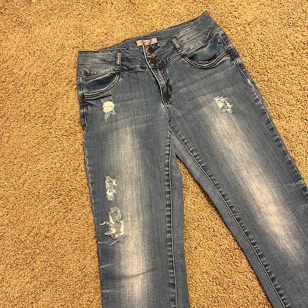 Refuge skinny Jean with distressing